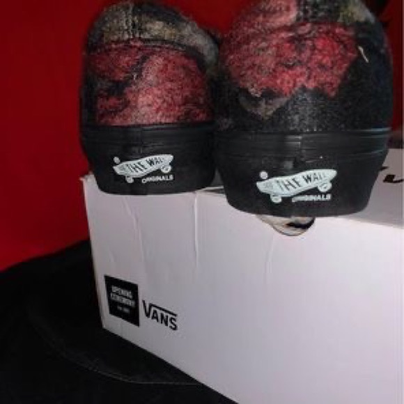 Vans X Opening Ceremony ‘Floral Noir’ 2018 collaboration - Picture 3 of 6